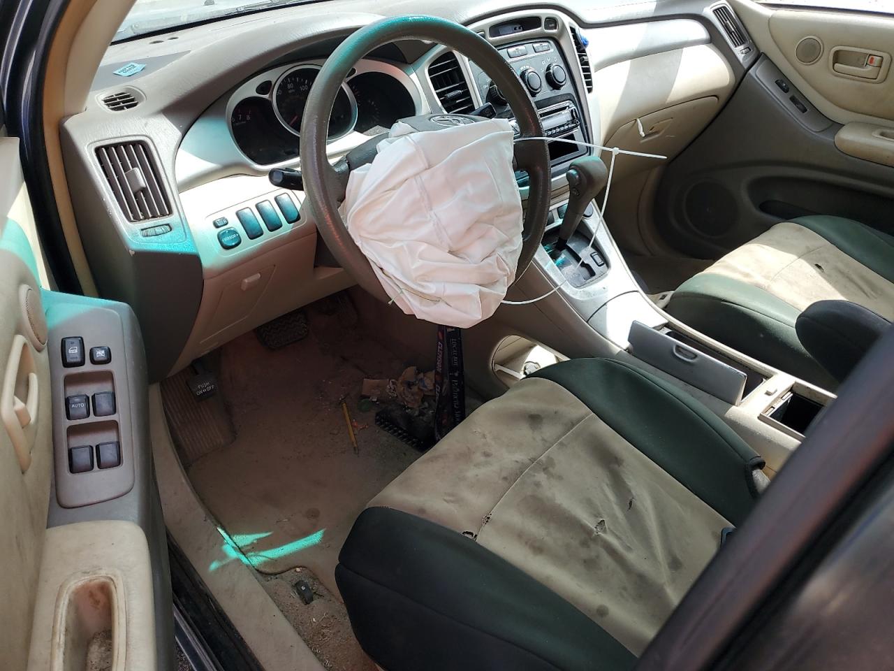 2004 Toyota Highlander Base VIN: JTEGP21A440024042 Lot: 85740395