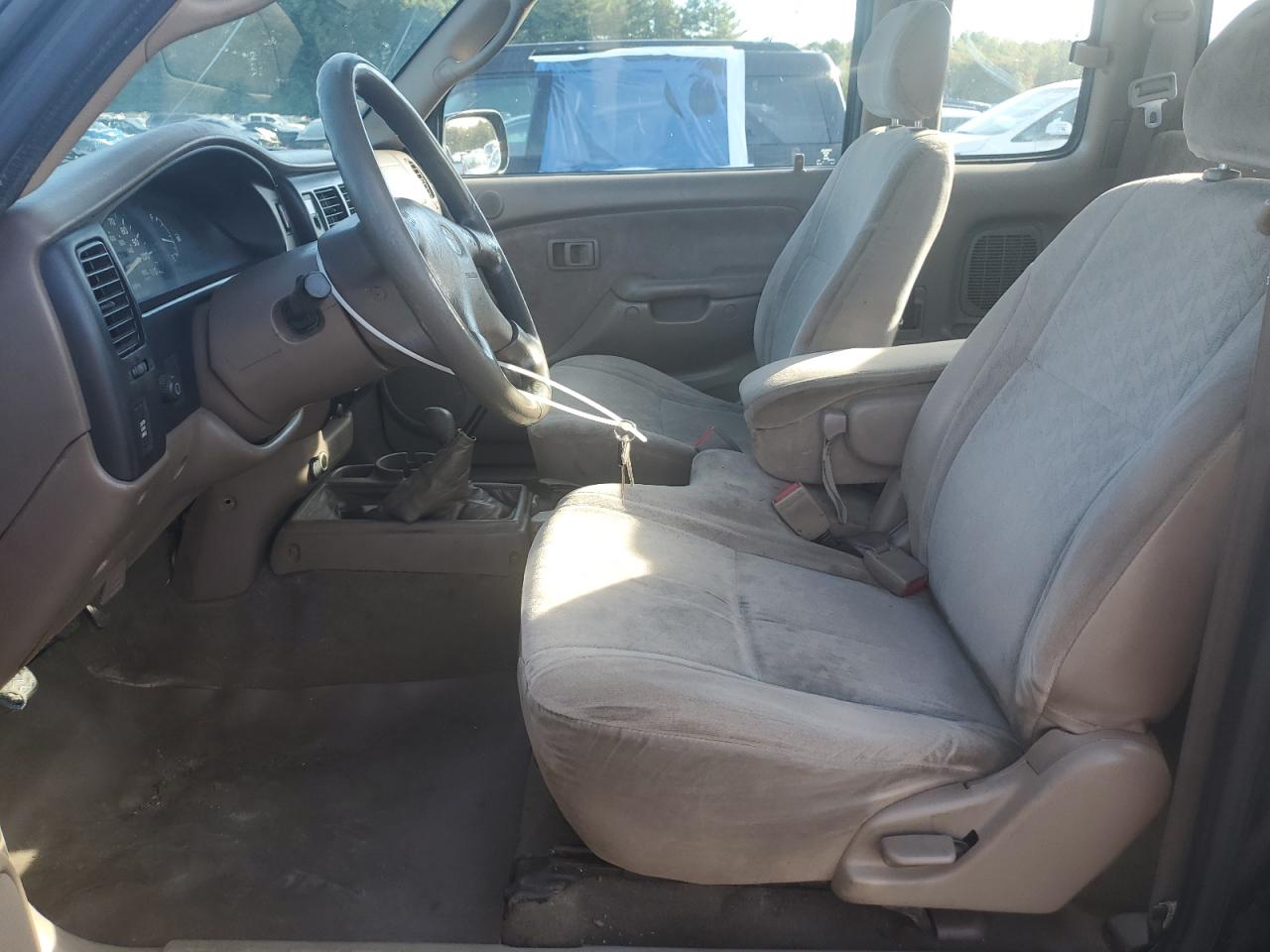2002 Toyota Tacoma Xtracab VIN: 5TEWM72N02Z000308 Lot: 81941475