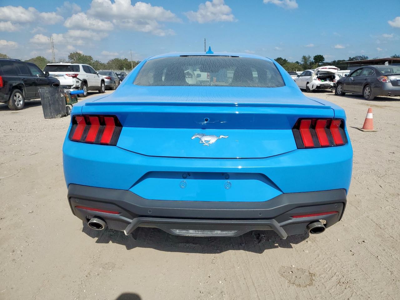 2024 Ford Mustang VIN: 1FA6P8TH8R5134184 Lot: 82249455