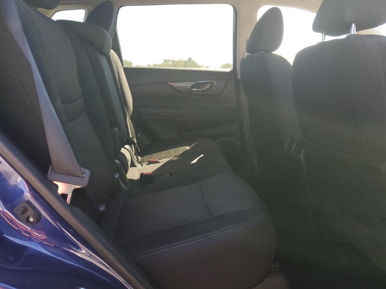 2019 Nissan Rogue S VIN: 5N1AT2MV0KC829032 Lot: 81989765