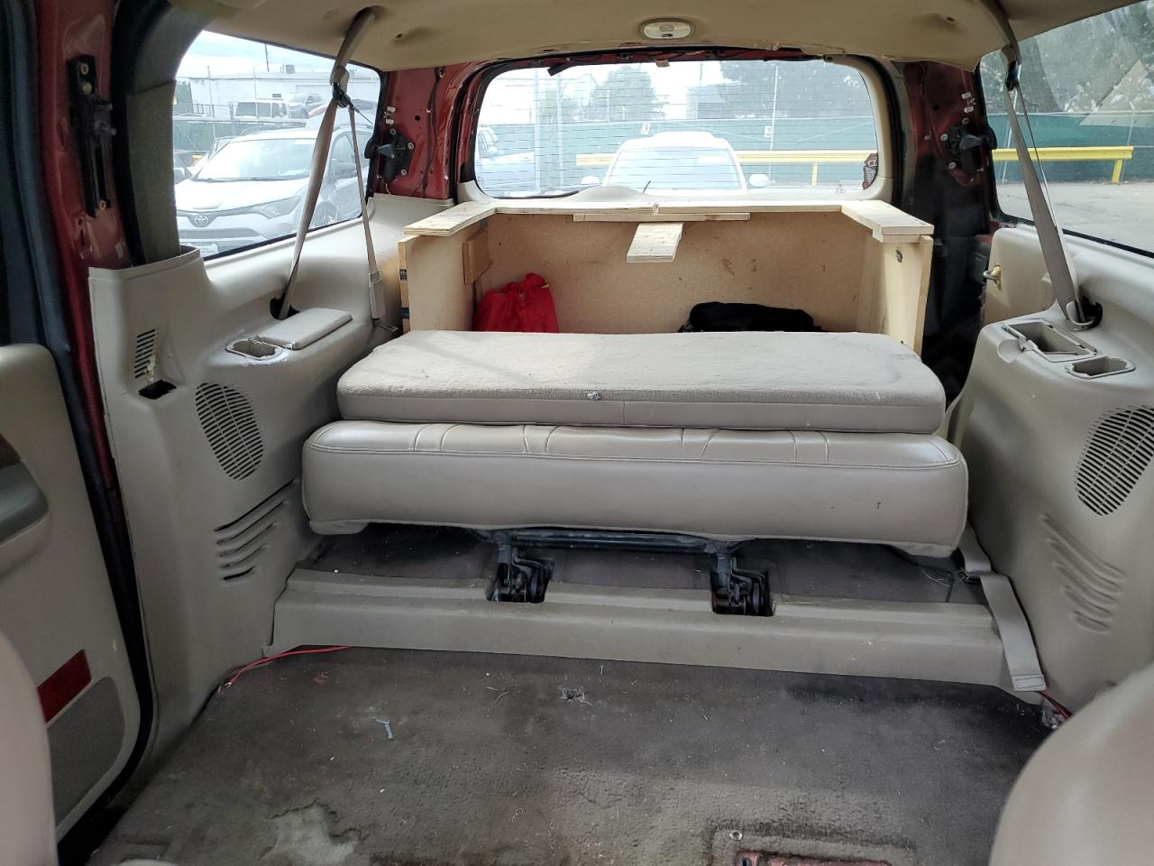 2000 Ford Excursion Limited VIN: 1FMNU42S9YEB86647 Lot: 86492485