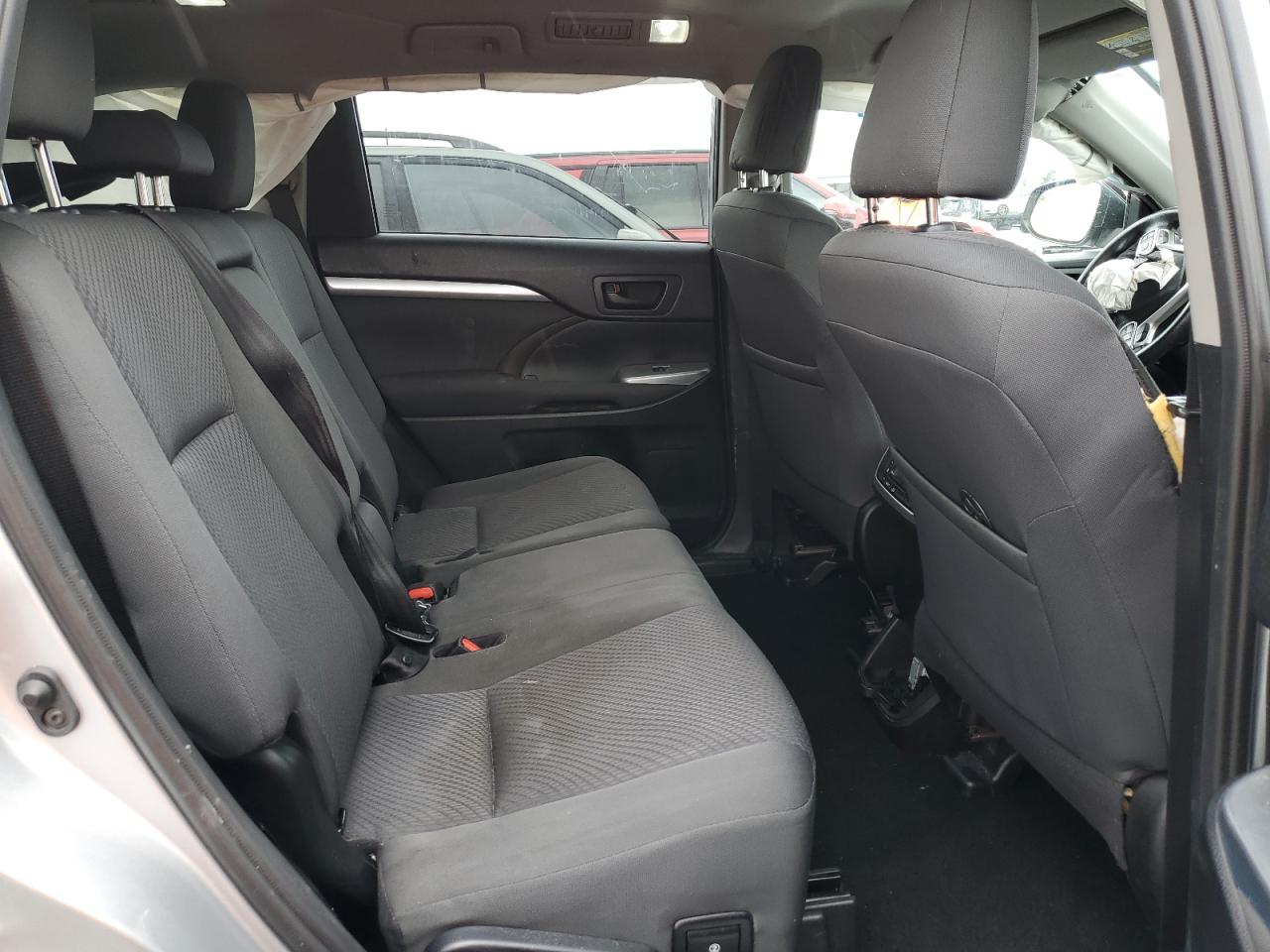 2019 Toyota Highlander Le VIN: 5TDBZRFH4KS937868 Lot: 85517835