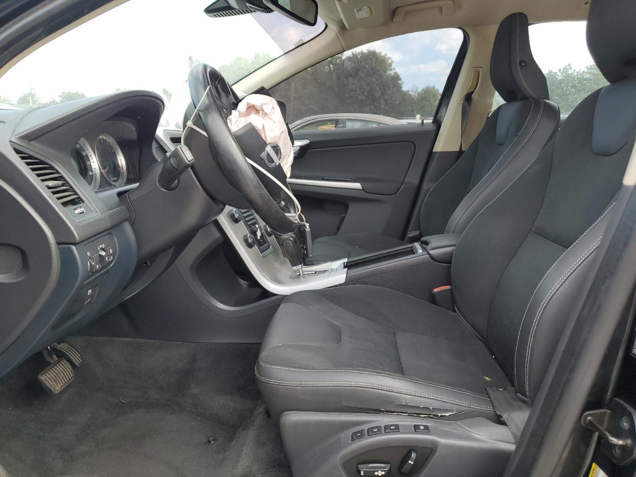 2011 Volvo Xc60 3.2 VIN: YV4952DZ6B2191389 Lot: 82330415