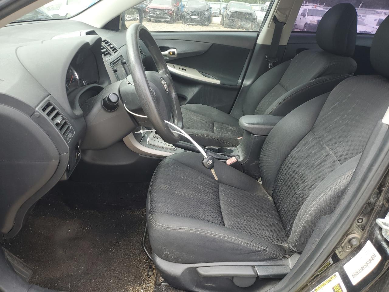 2013 Toyota Corolla Base VIN: 5YFBU4EE2DP145738 Lot: 85190345