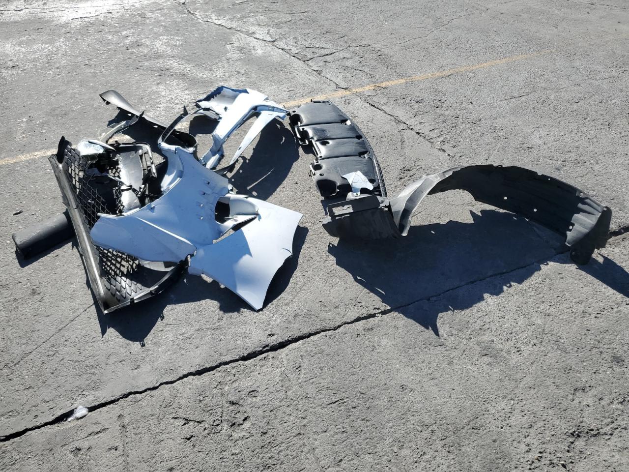 2019 Toyota Corolla L VIN: 2T1BURHE1KC242225 Lot: 90091455