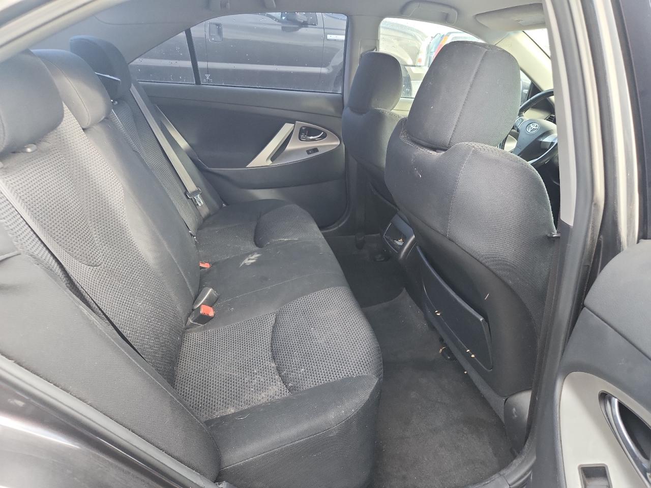 2010 Toyota Camry Base VIN: 4T1BF3EK0AU049739 Lot: 82192925