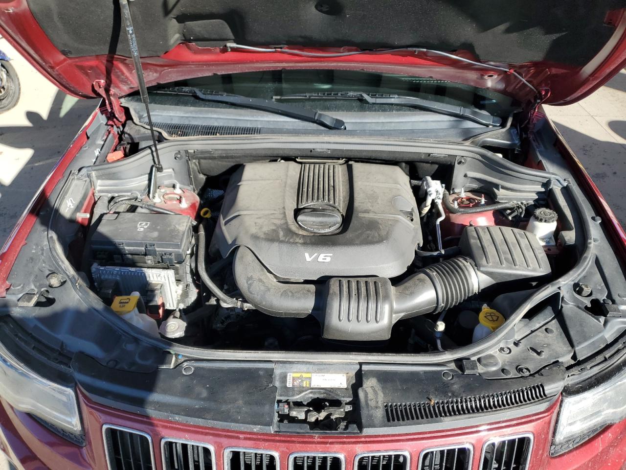 2015 Jeep Grand Cherokee Limited VIN: 1C4RJFBGXFC230234 Lot: 82264685