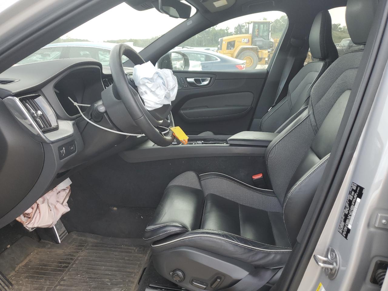 2022 Volvo Xc60 B6 R-Design VIN: YV4062RM9N1071700 Lot: 81974385