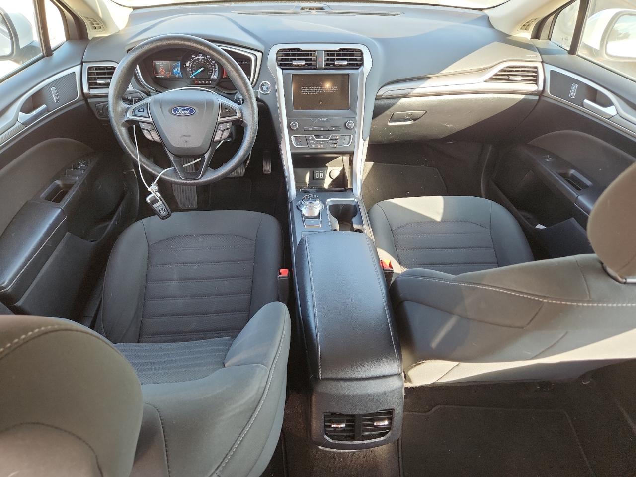 2019 Ford Fusion Se VIN: 3FA6P0HDXKR238928 Lot: 81795005