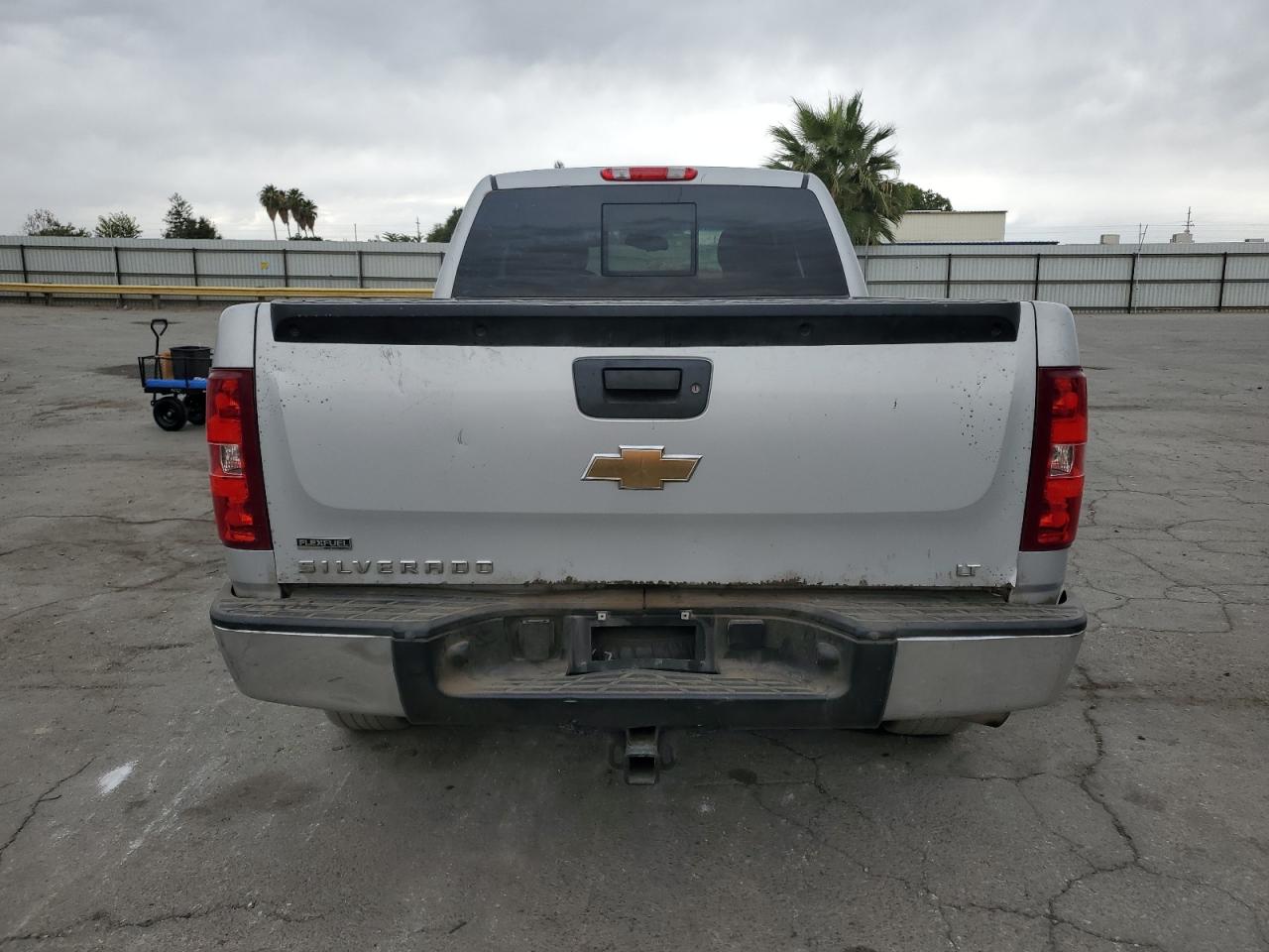 2011 Chevrolet Silverado C1500 Lt VIN: 1GCRCSE03BZ327476 Lot: 86465395