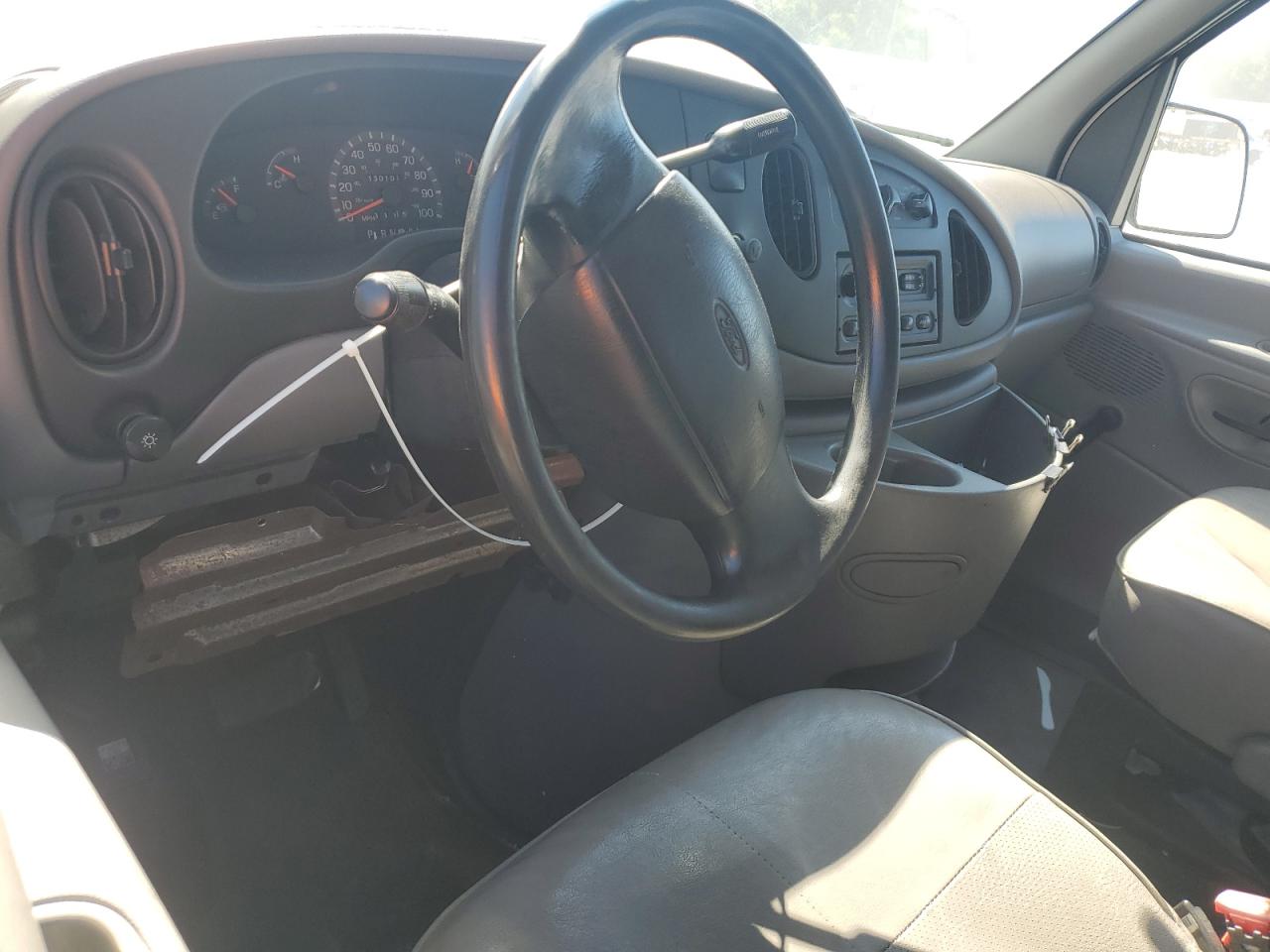 1998 Ford Econoline E150 Van VIN: 1FTRE1462WHA56500 Lot: 83772465