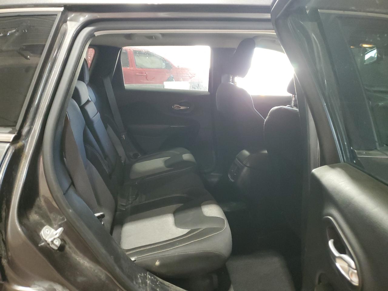 2014 Jeep Cherokee Latitude VIN: 1C4PJMCB2EW297843 Lot: 85495155