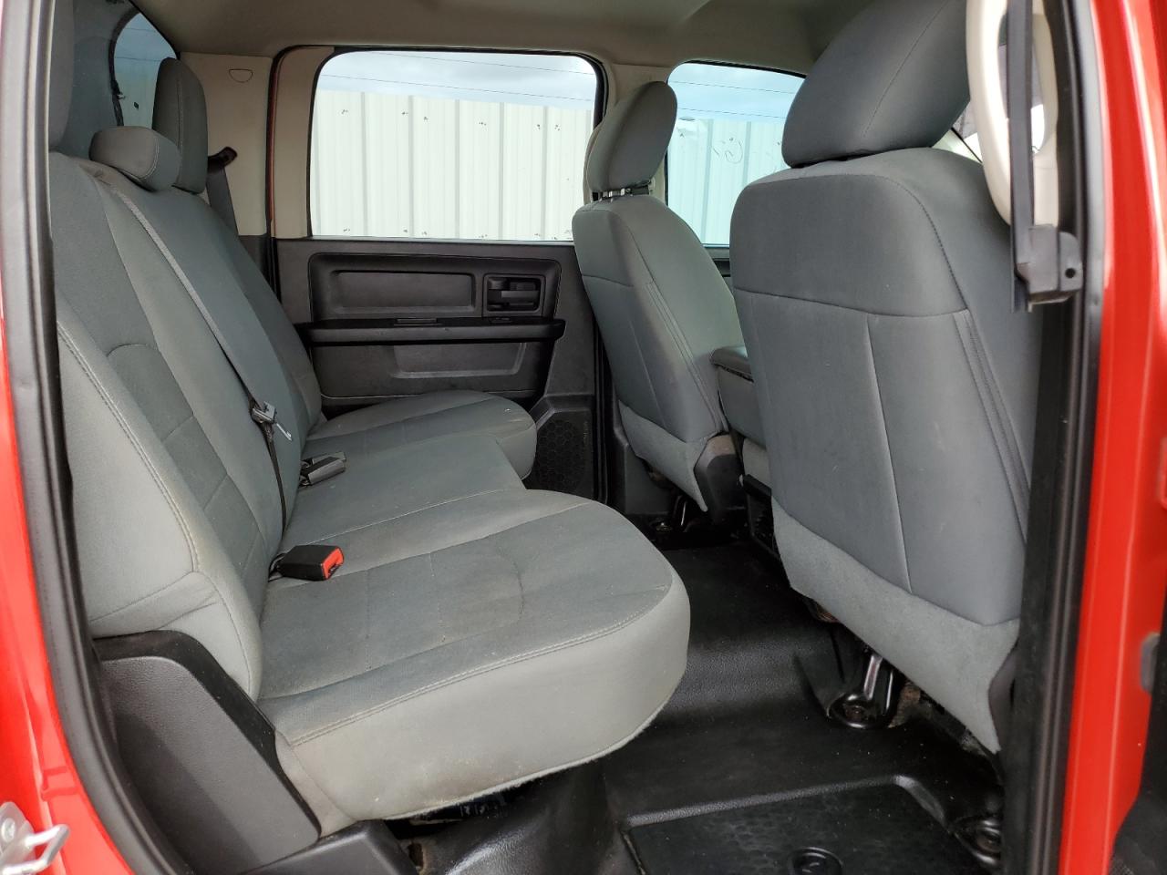 2015 Ram 1500 St VIN: 1C6RR7SM4FS674372 Lot: 85670275