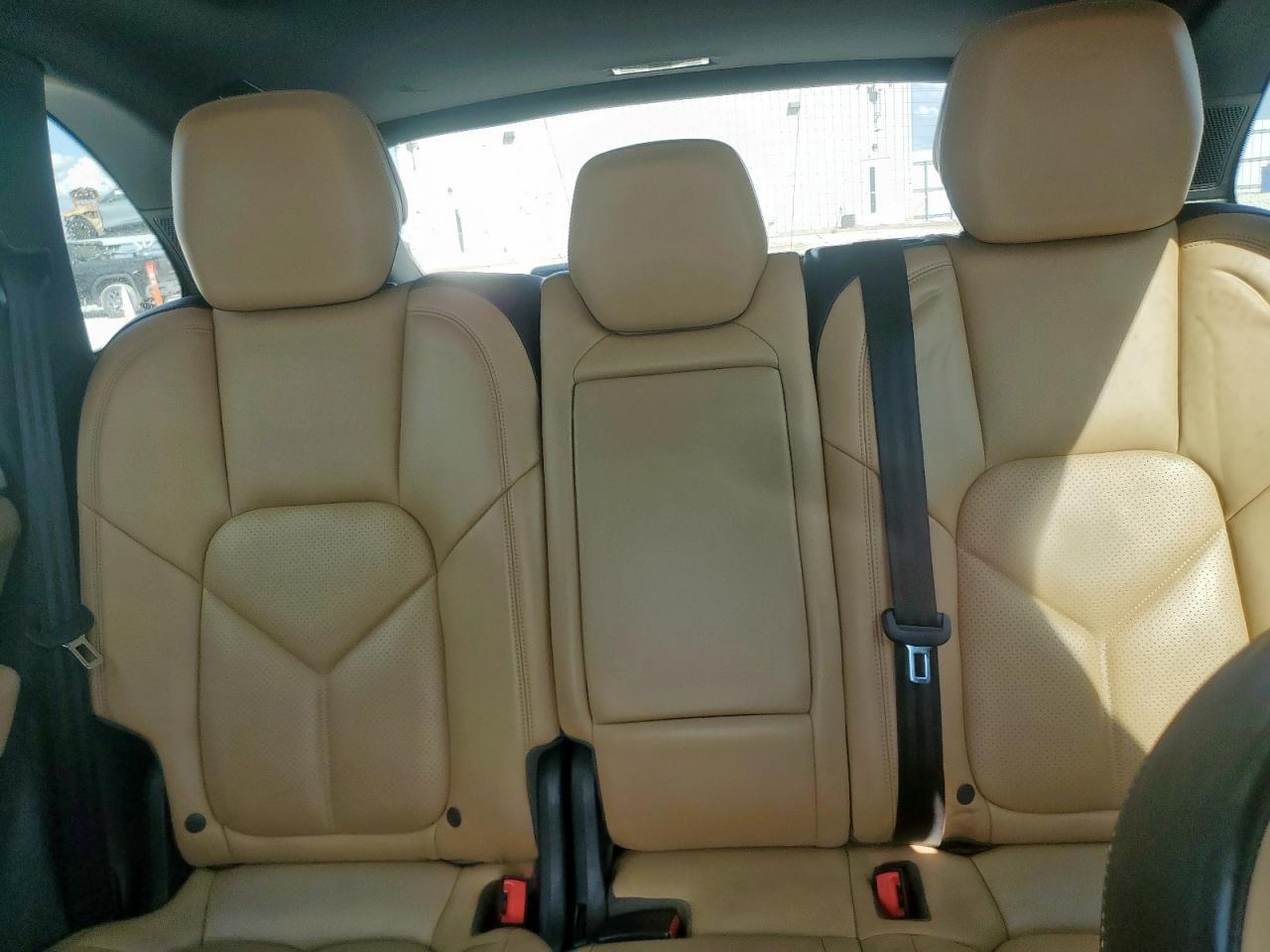 2018 Porsche Cayenne VIN: WP1AA2A25JKA01159 Lot: 84397175