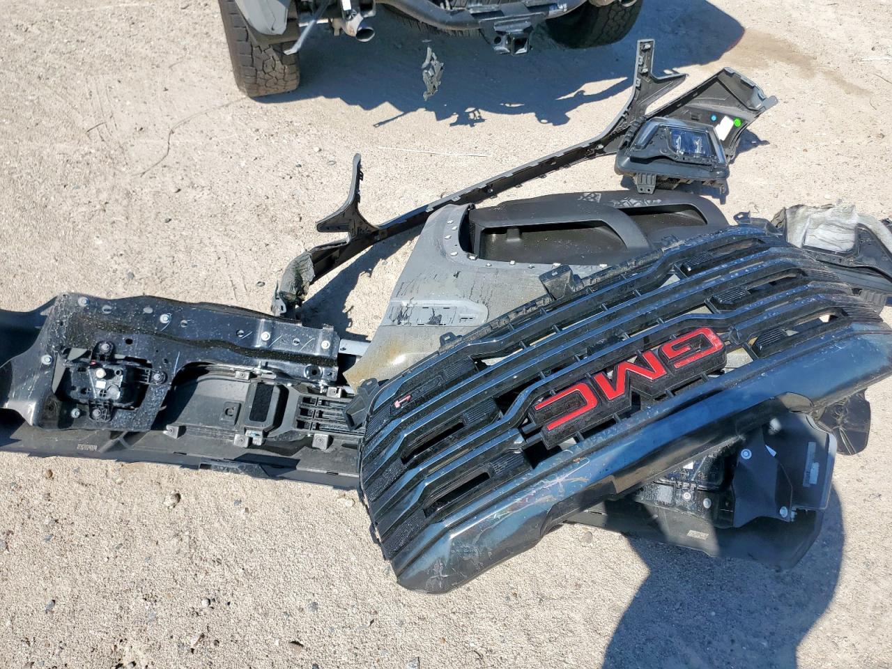 2024 GMC Sierra K1500 At4 VIN: 1GTUUEELXRZ238517 Lot: 81257405