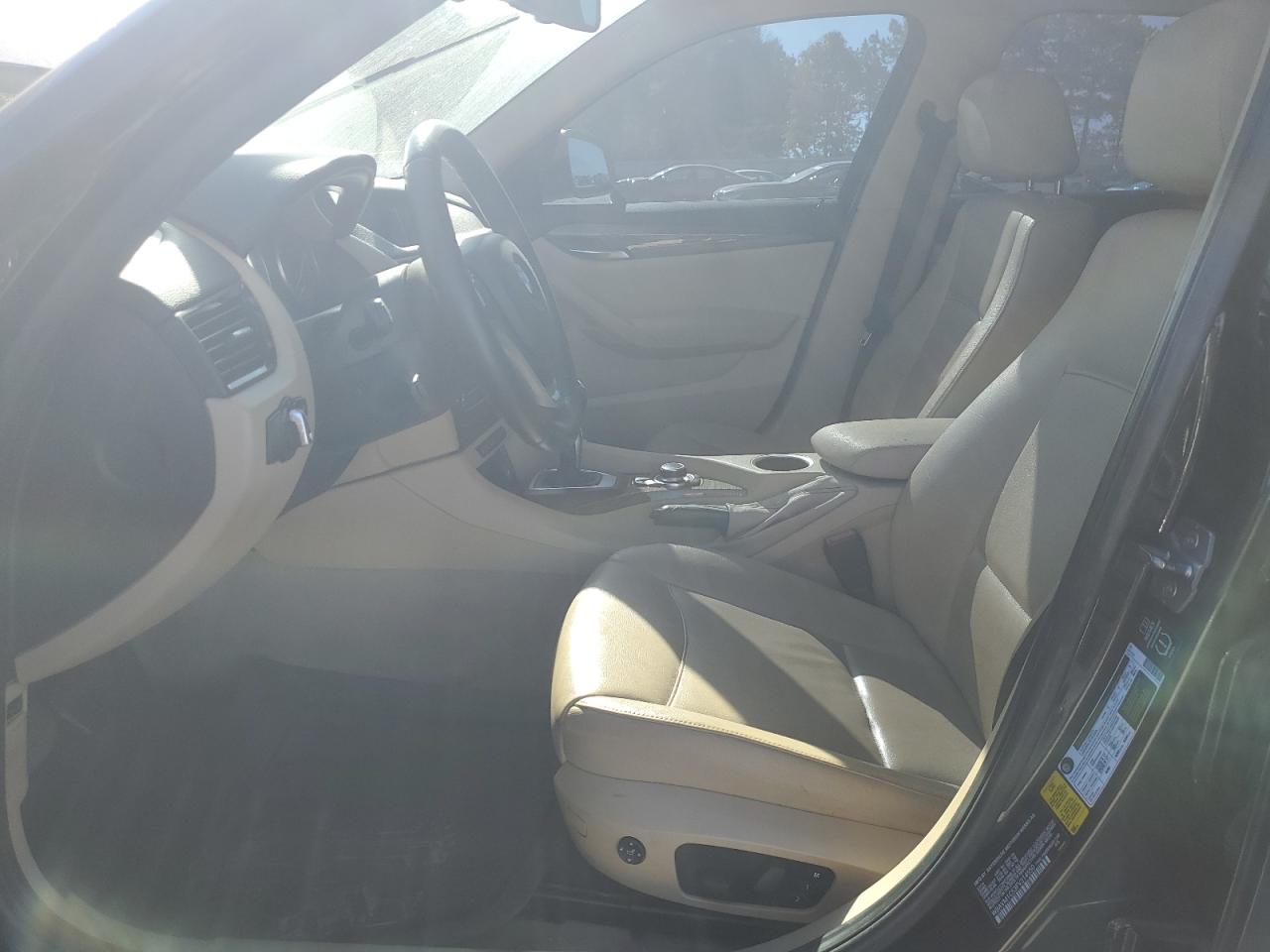 2015 BMW X1 Sdrive28I VIN: WBAVM1C53FV314550 Lot: 82489545