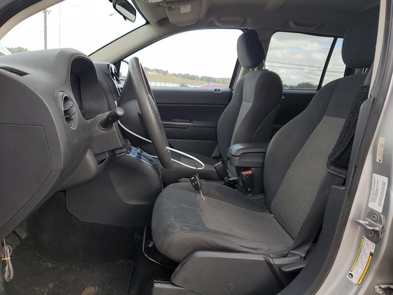 2011 Jeep Compass Sport VIN: 1J4NT1FB7BD150561 Lot: 82292085