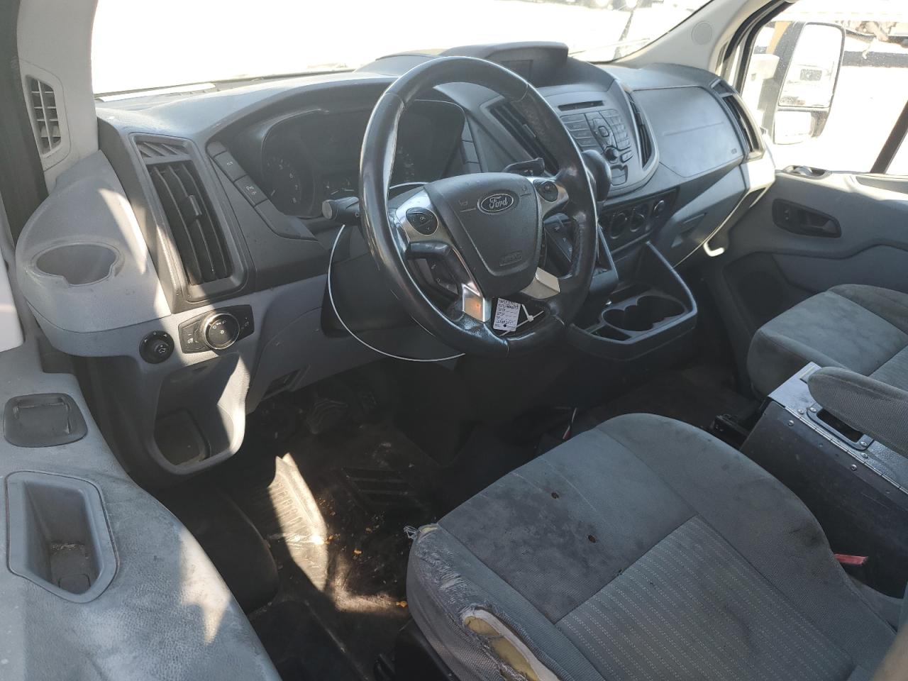 2015 Ford Transit Cargo Van T- VIN: 1FTSW2CG2FKA02549 Lot: 84899335