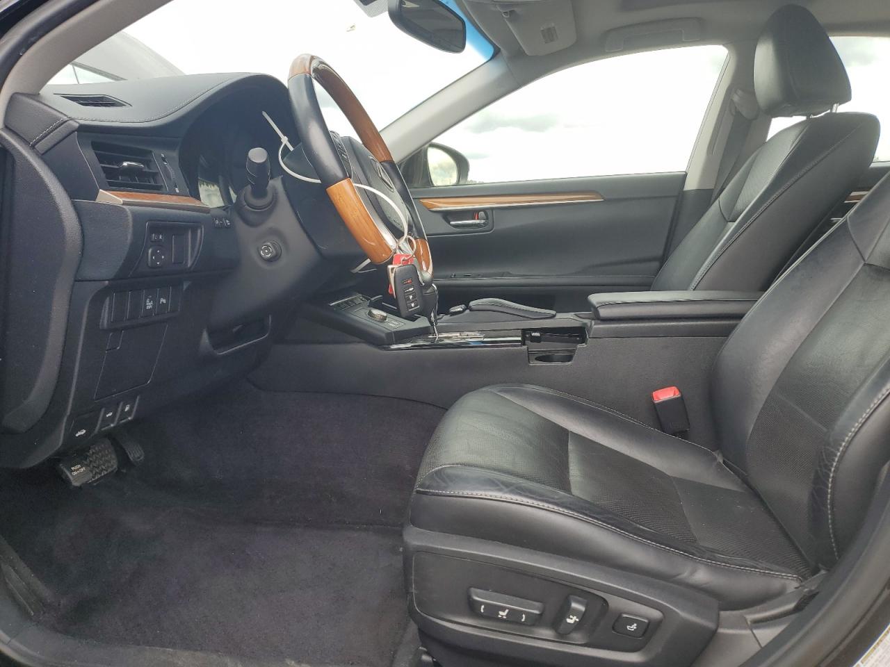 2015 Lexus Es 300H VIN: JTHBW1GG7F2090565 Lot: 82327685