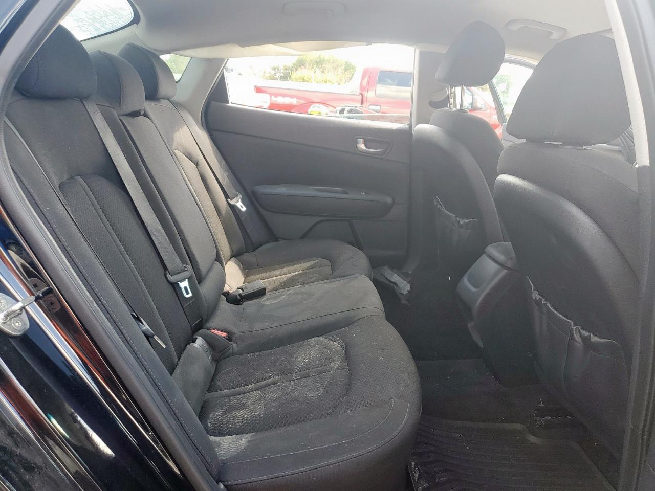 2018 Kia Optima Lx VIN: 5XXGT4L37JG266246 Lot: 85107535