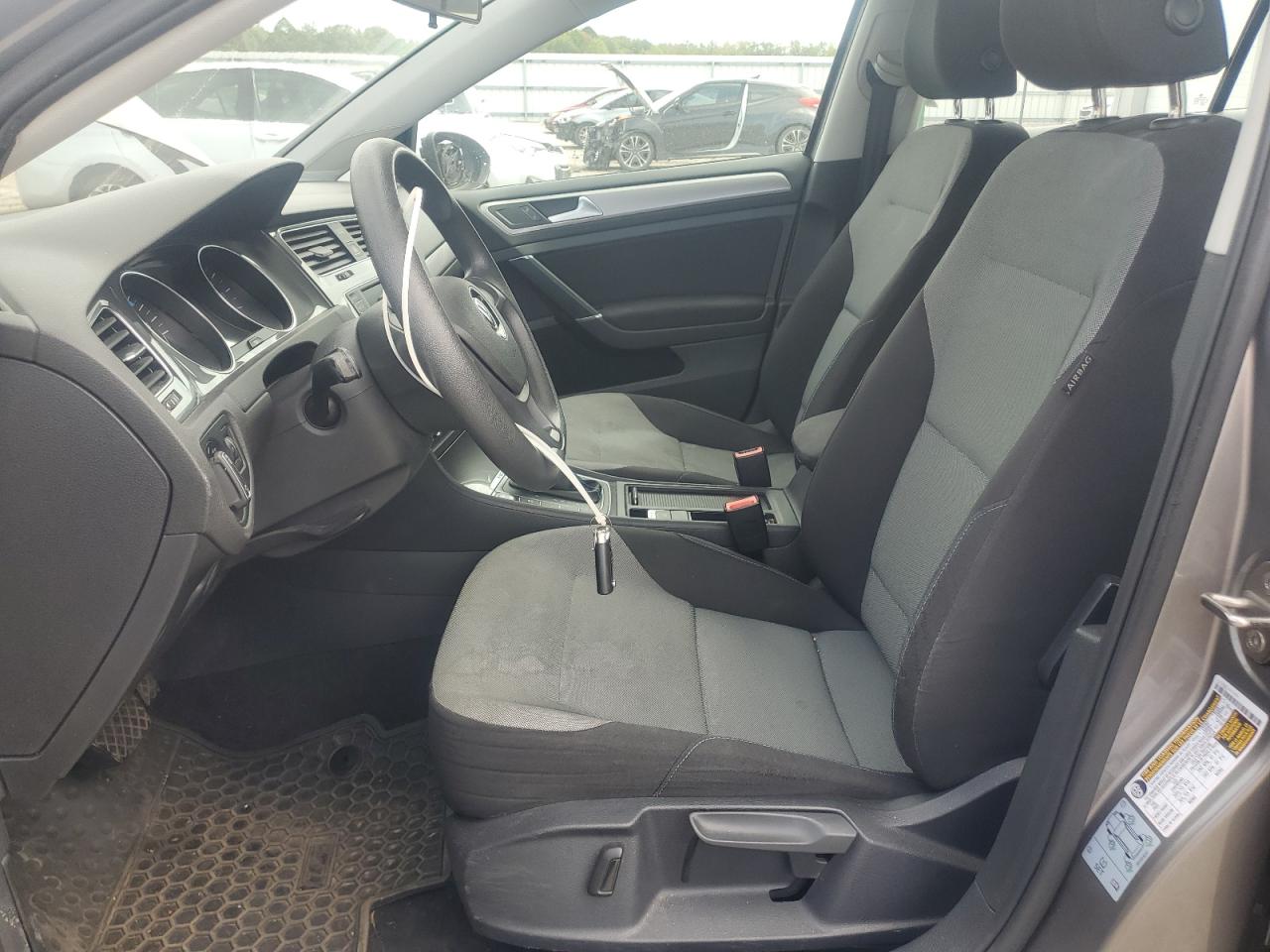 2016 Volkswagen E-Golf Se VIN: WVWKP7AU6GW913268 Lot: 85271855