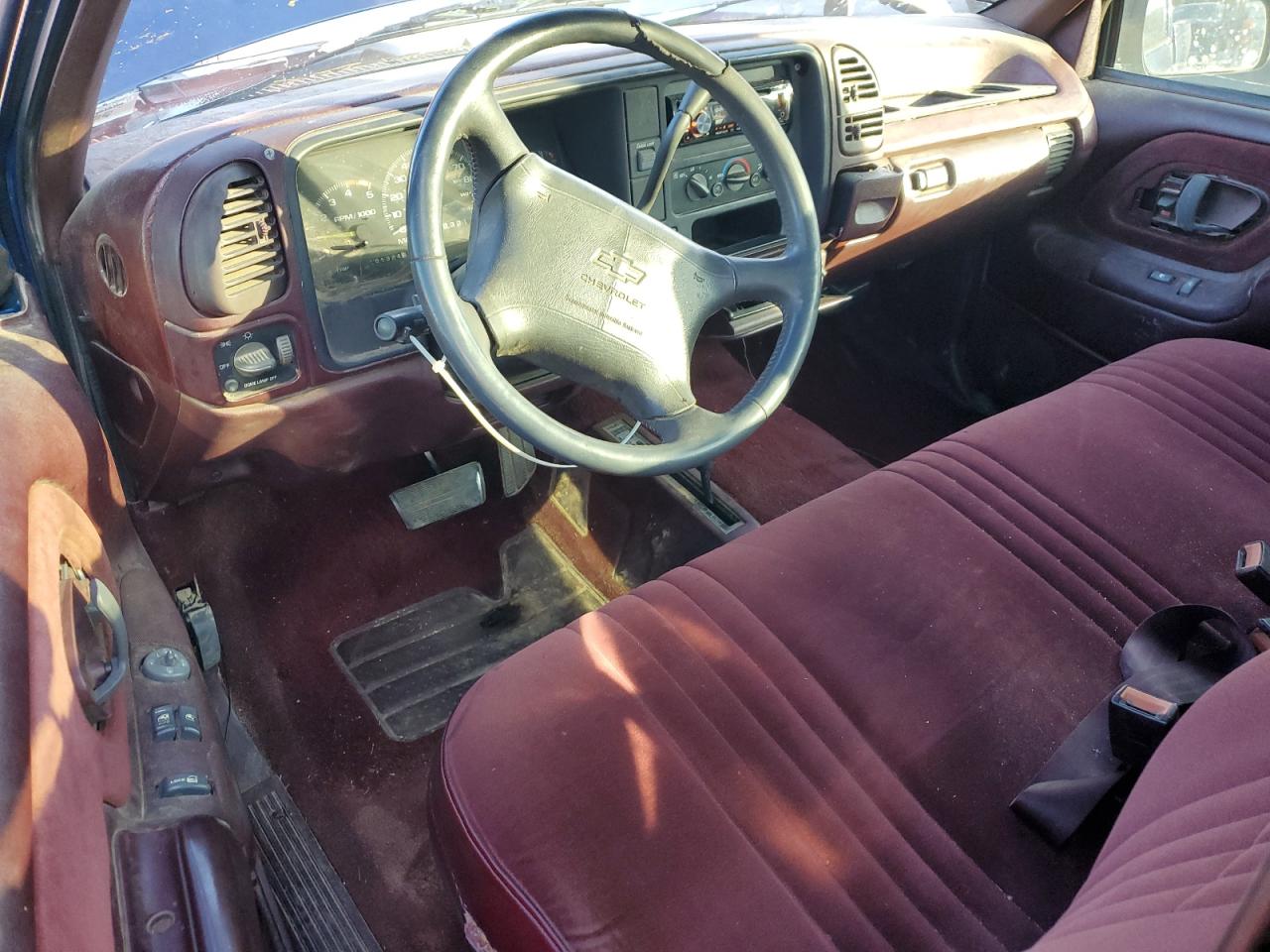 1995 Chevrolet Gmt-400 K1500 VIN: 1GCEK14K7SZ145164 Lot: 85923145