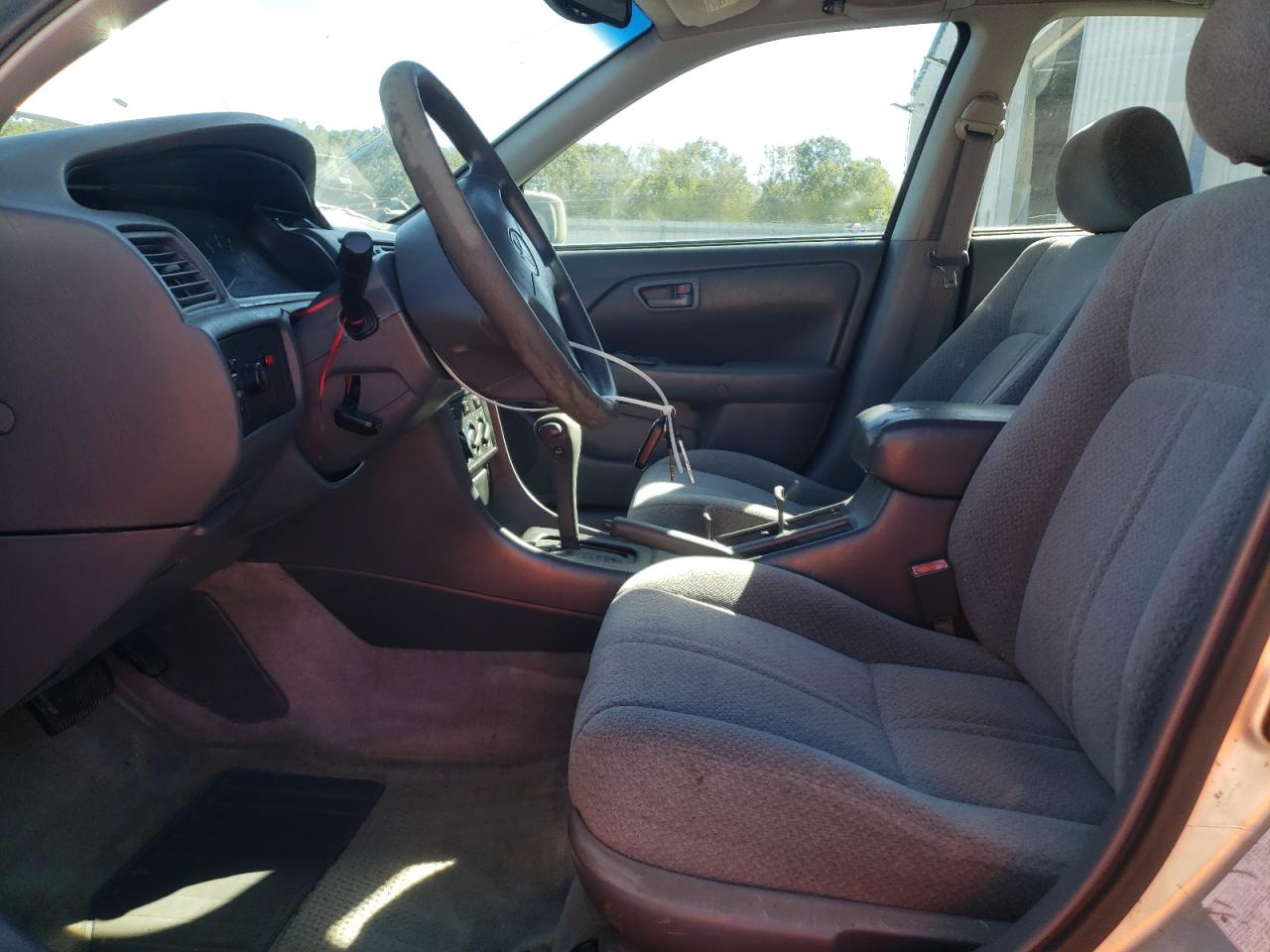 2000 Toyota Camry Ce VIN: JT2BG22K2Y0503970 Lot: 87296025