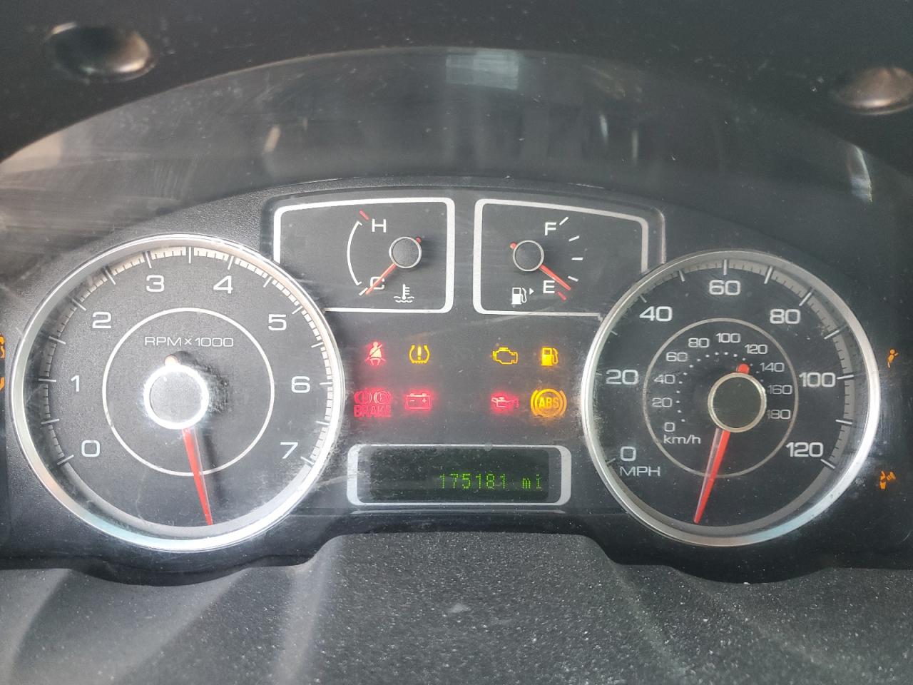 2009 Ford Taurus Se VIN: 1FAHP23W69G105663 Lot: 87094655