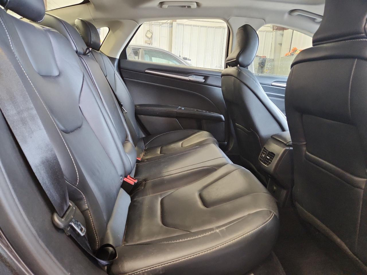 2017 Ford Fusion Titanium VIN: 3FA6P0K92HR132034 Lot: 87193115