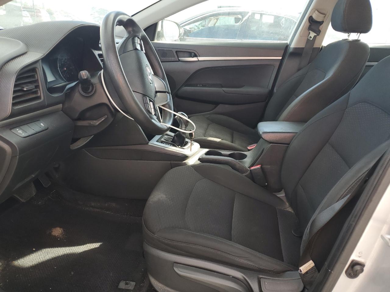 2019 Hyundai Elantra Se VIN: 5NPD74LF9KH449901 Lot: 87083215