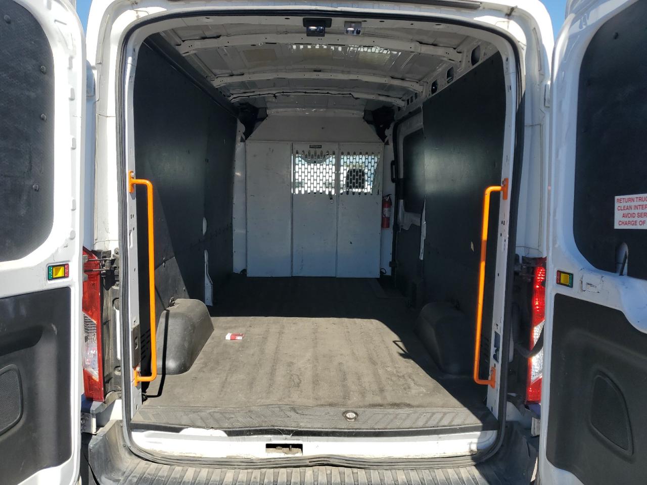 2019 Ford Transit T-150 VIN: 1FTYE2CM8KKB51559 Lot: 83856865