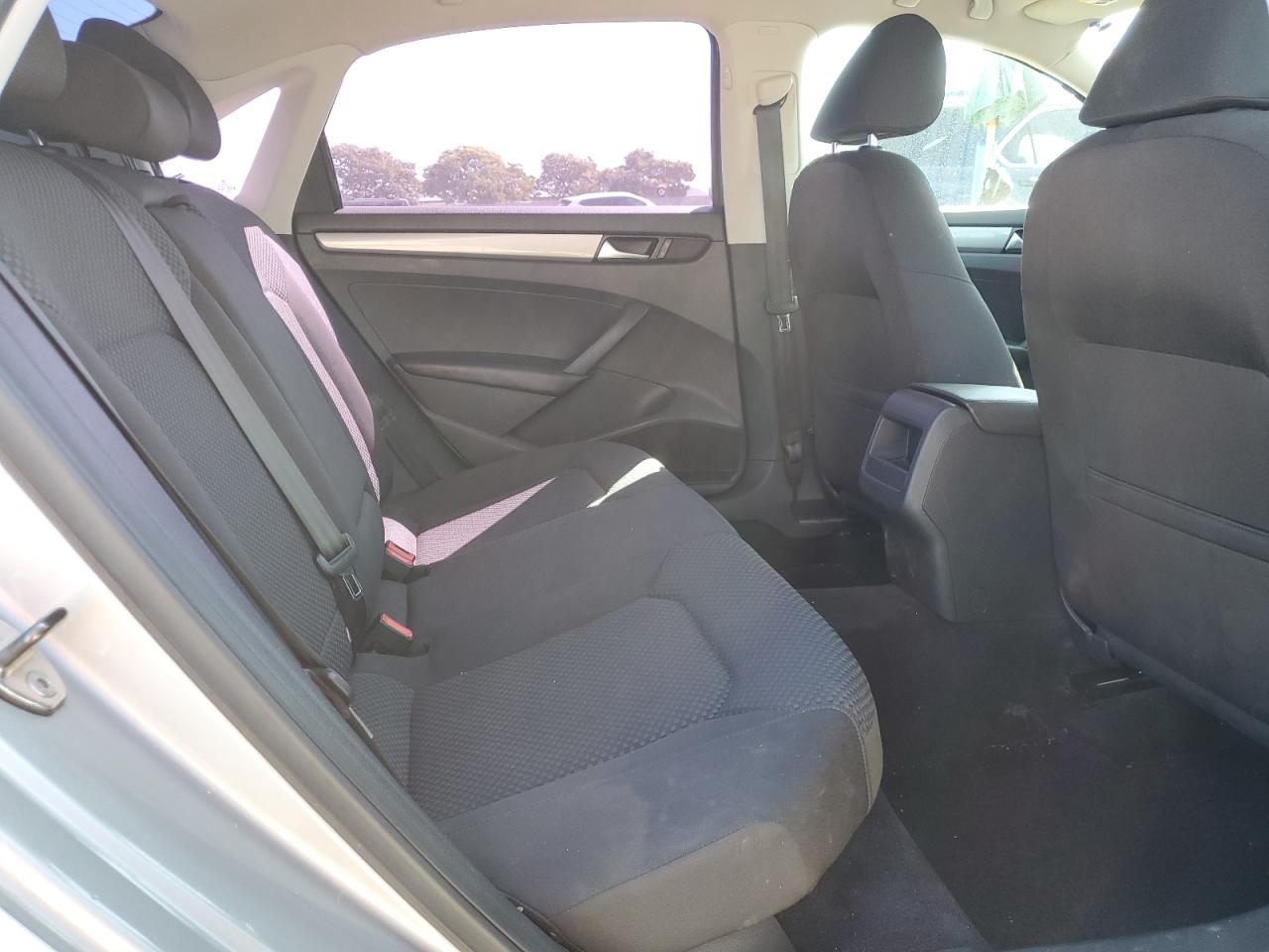 2012 Volkswagen Passat S VIN: 1VWAP7A34CC077620 Lot: 84992655