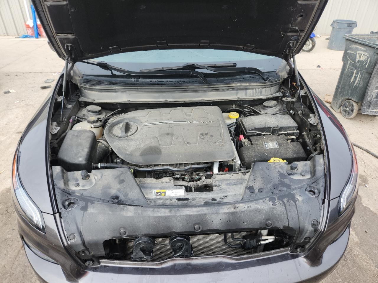 2017 Jeep Cherokee Latitude VIN: 1C4PJMCS6HW571467 Lot: 86316515