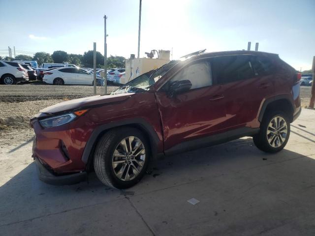 TOYOTA RAV4 XLE P 2021