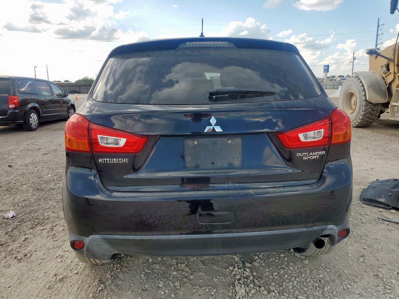 2016 Mitsubishi Outlander Sport Es VIN: JA4AP3AU3GZ065346 Lot: 84964195