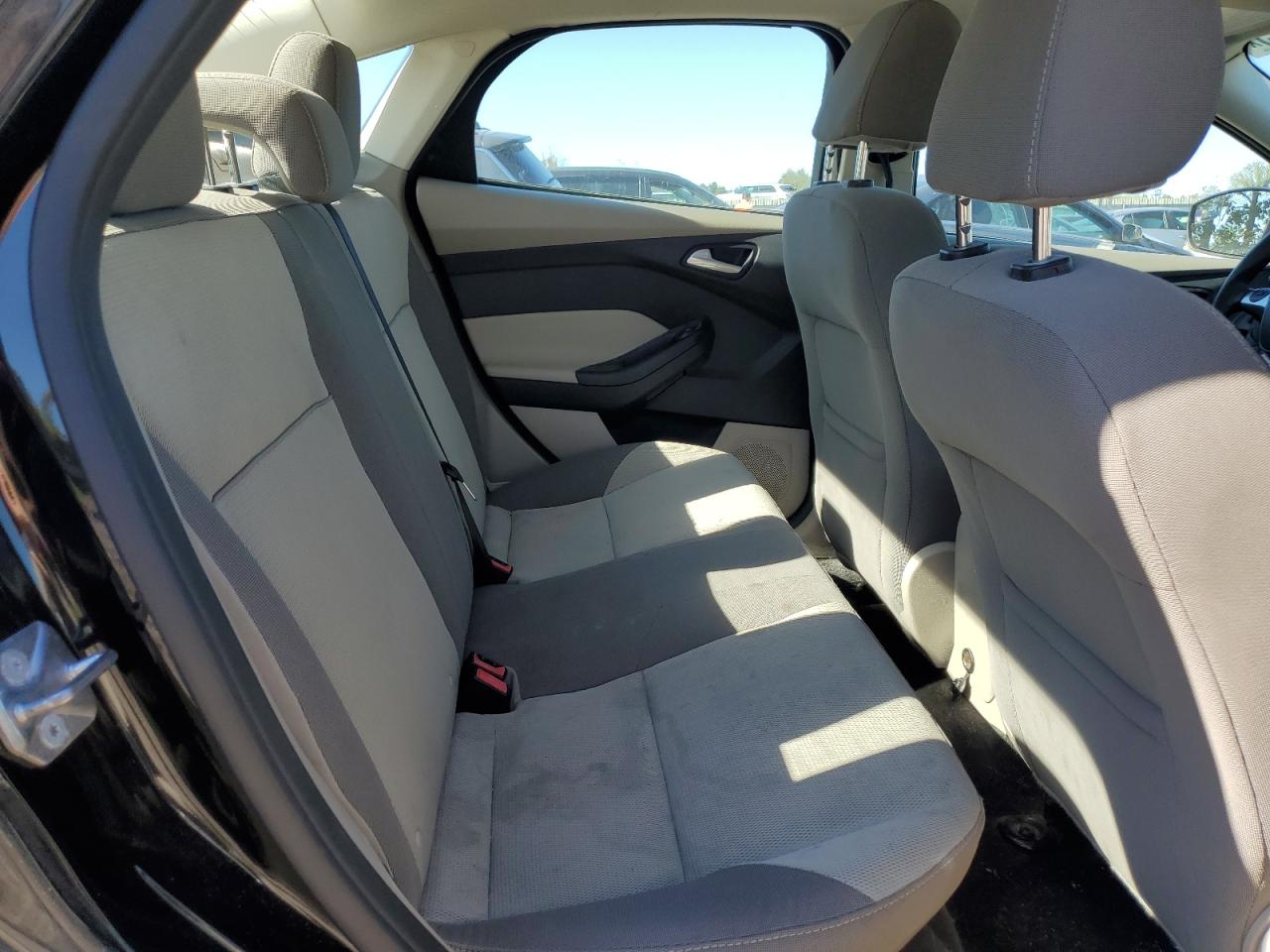 2014 Ford Focus Se VIN: 1FADP3F22EL415839 Lot: 84602825