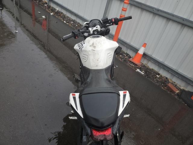 2024 TRIUMPH STREET TRIPLE