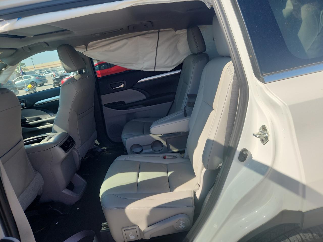 2019 Toyota Highlander Se VIN: 5TDKZRFH4KS567845 Lot: 90262085