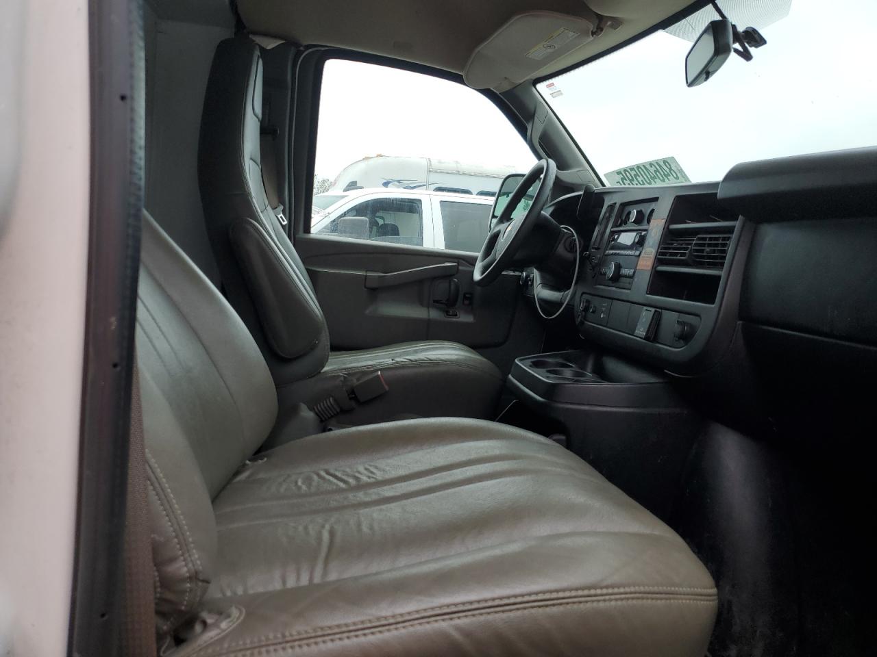 2018 Chevrolet Express G3500 VIN: 1GB0GRFGXJ1162545 Lot: 84640595