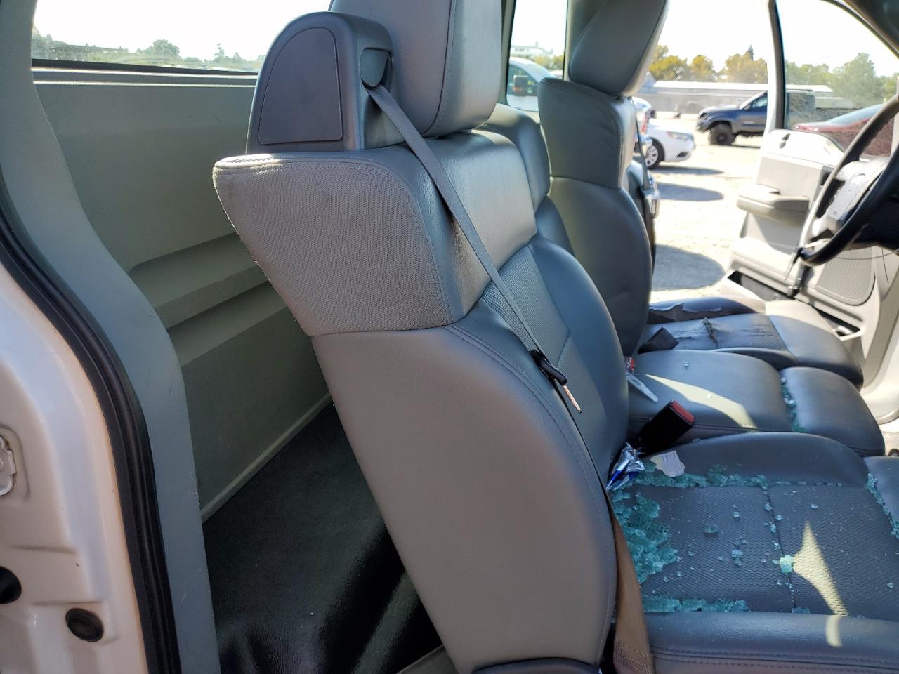 2007 Ford F150 VIN: 1FTRF12277NA10256 Lot: 82405955