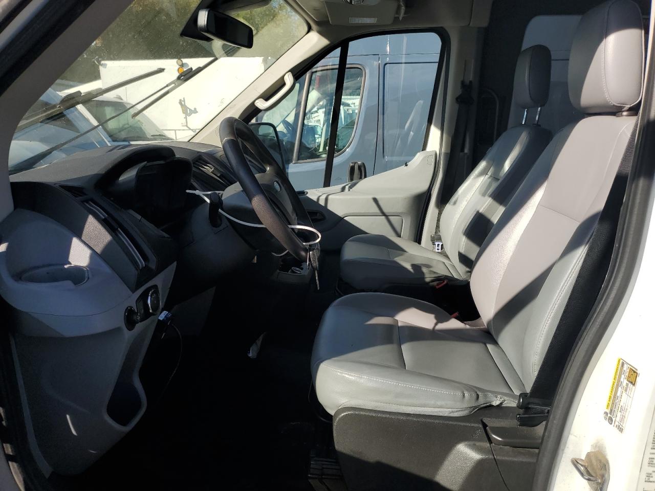 2017 Ford Transit T-150 VIN: 1FTYE2CM7HKA74062 Lot: 86124325