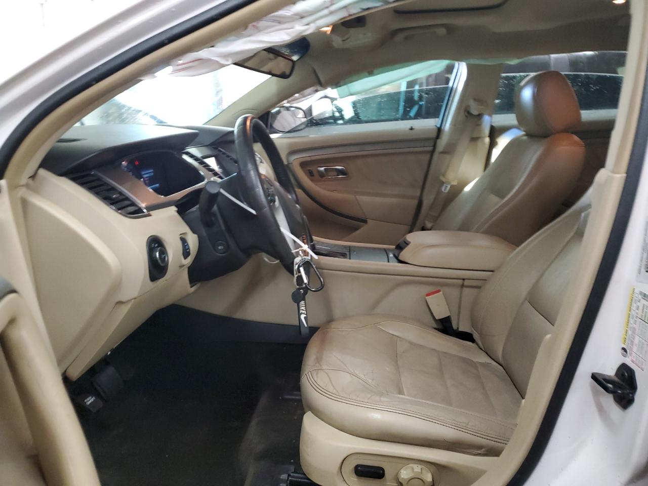 2015 Ford Taurus Sel VIN: 1FAHP2E82FG123670 Lot: 85272185