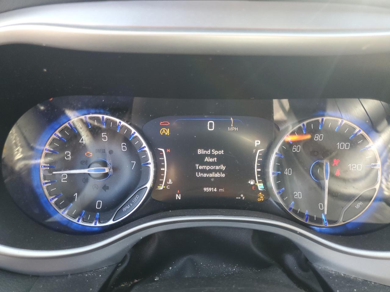 2020 Chrysler Pacifica Touring L VIN: 2C4RC1BG9LR205177 Lot: 84585185