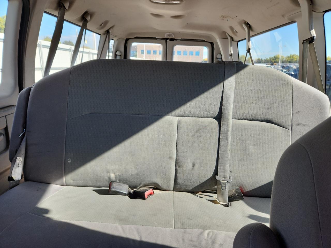 2011 Ford Econoline E350 Super Duty Wagon VIN: 1FBSS3BL6BDB21823 Lot: 86443595