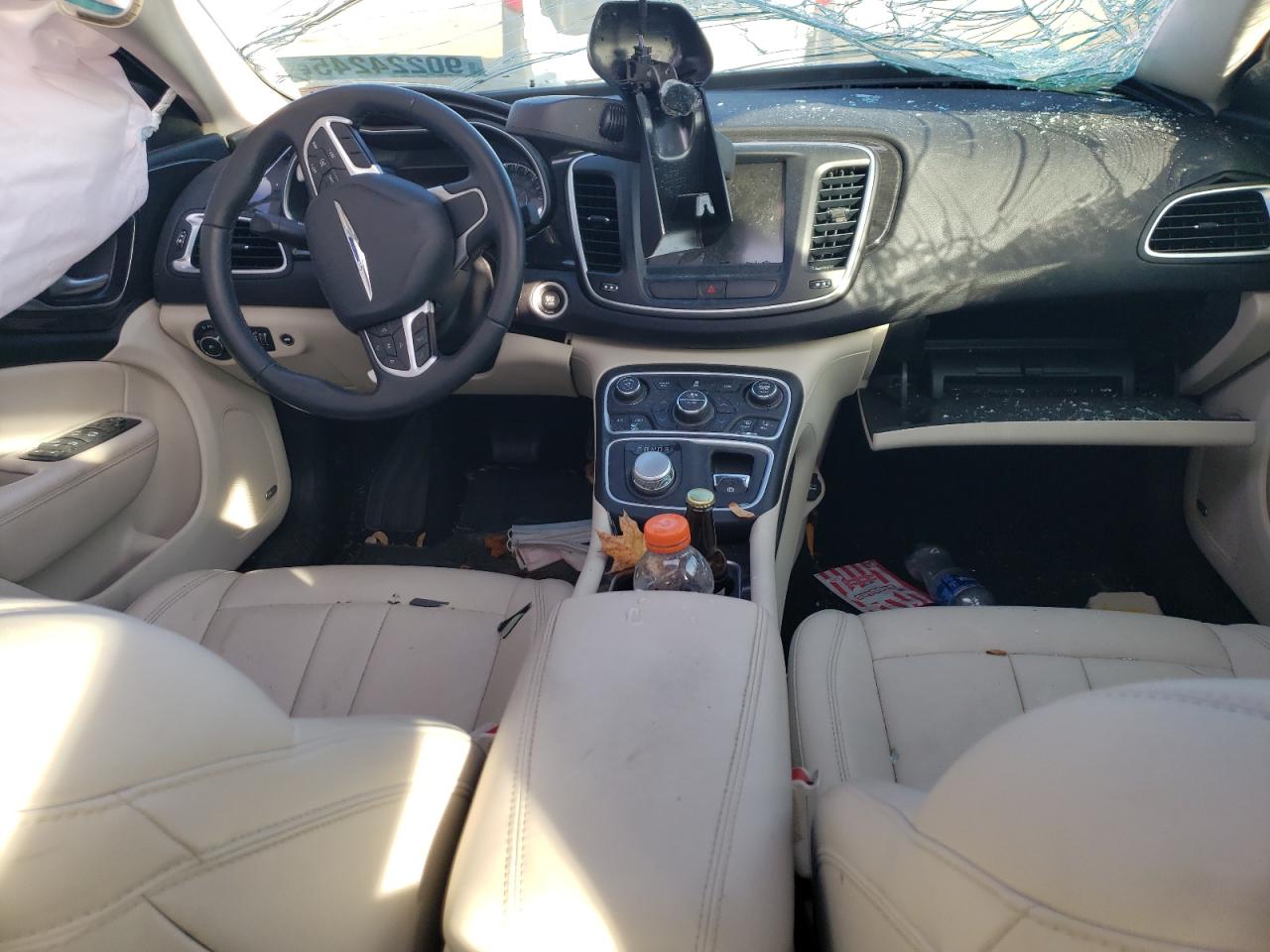 2015 Chrysler 200 C VIN: 1C3CCCEG0FN674063 Lot: 90224245