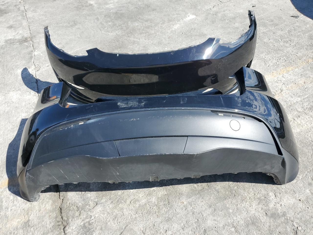 2024 Tesla Model Y VIN: 7SAYGDED3RF182893 Lot: 87241245