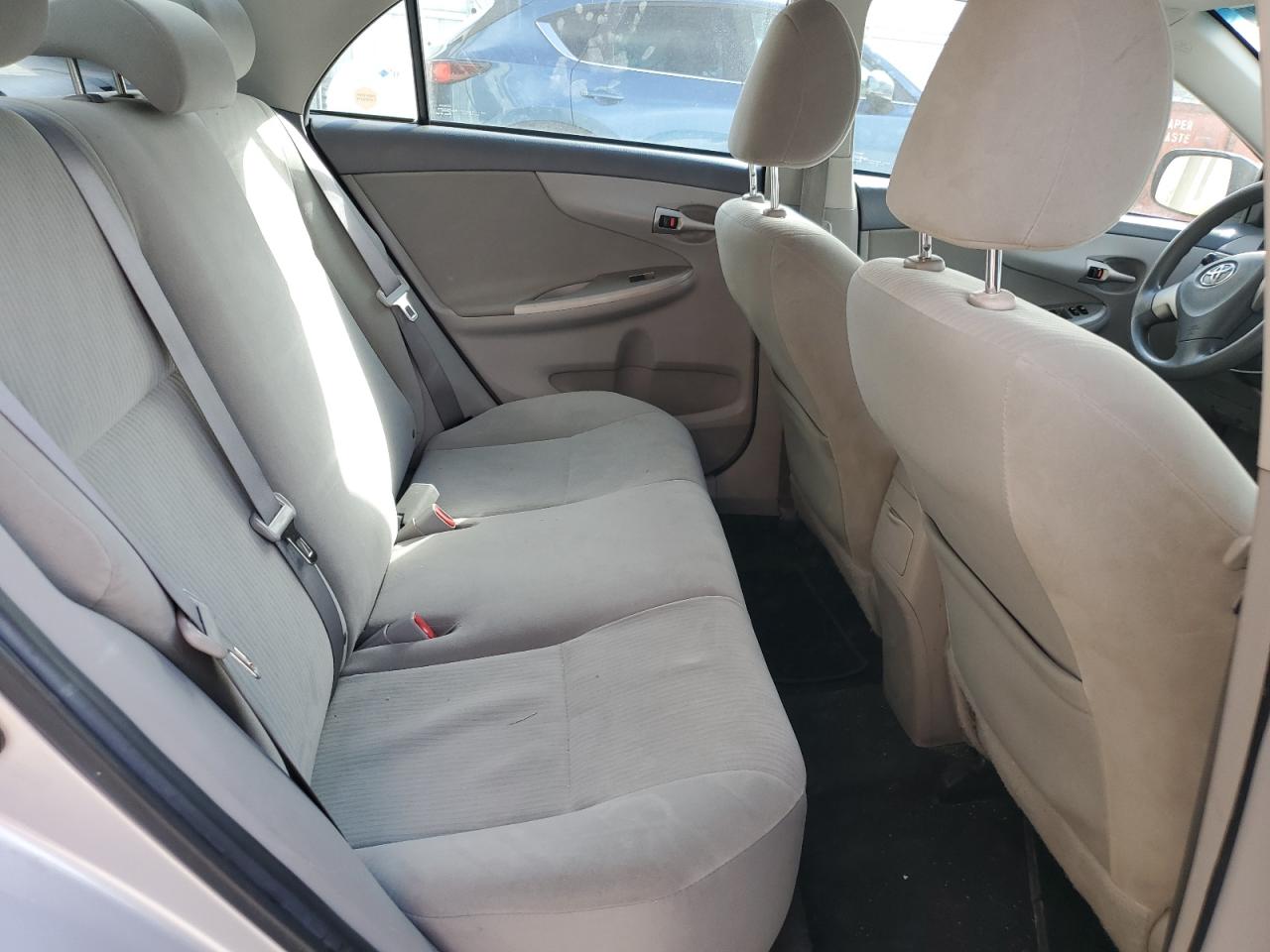 2010 Toyota Corolla Base VIN: 2T1BU4EE4AC516572 Lot: 71973285