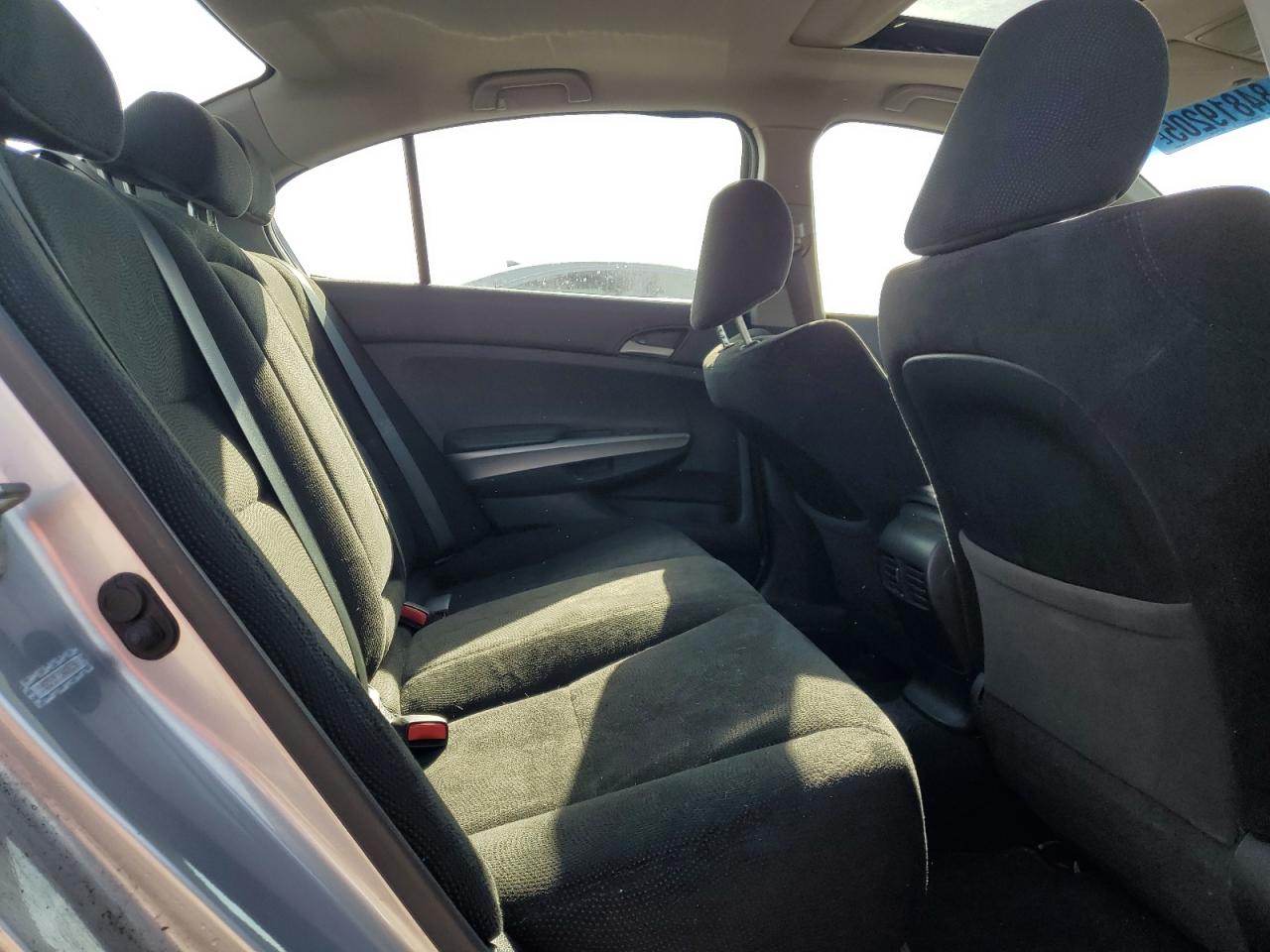 2010 Honda Accord Ex VIN: 1HGCP2F75AA083964 Lot: 84819205