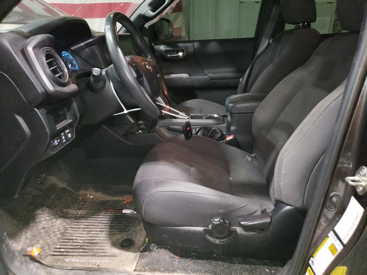 2017 Toyota Tacoma Double Cab VIN: 3TMCZ5AN5HM072718 Lot: 85728995