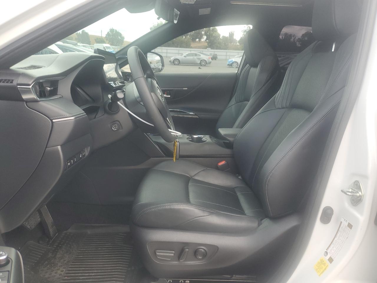 2023 Toyota Venza Le VIN: JTEAAAAH7PJ120938 Lot: 84949475